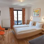 Haus Stampfer 게스트하우스
