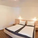 Haus Stampfer 3* 바이센제