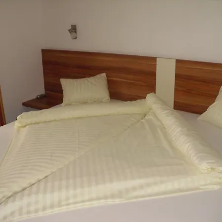 Haus Stampfer 3* Weissensee