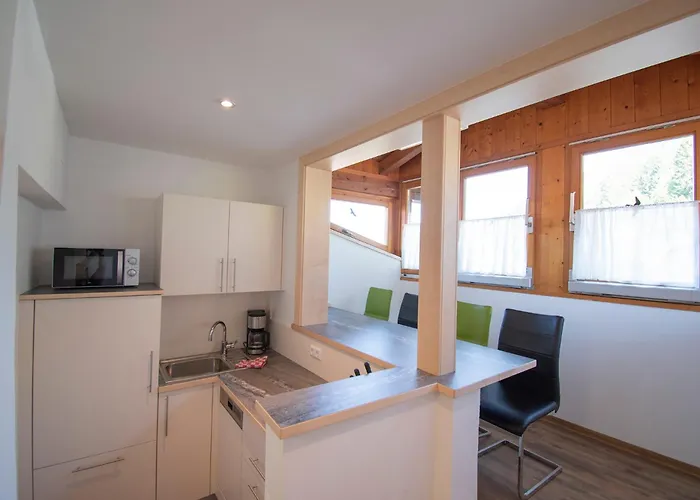 Haus Stampfer Πανσιόν 3*