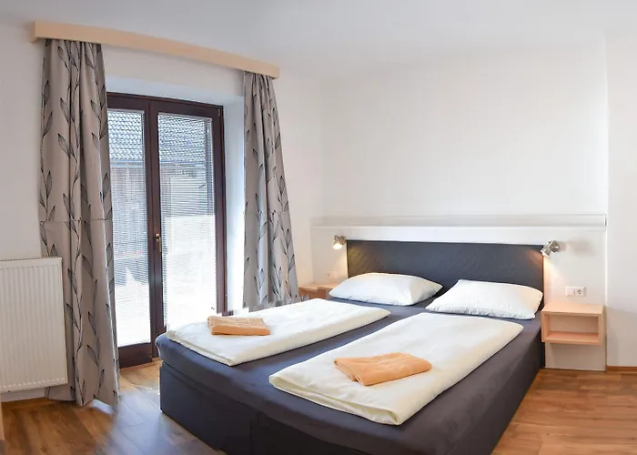 Haus Stampfer Guest house